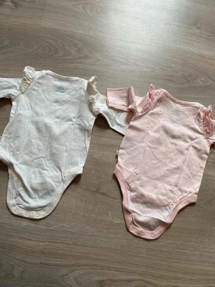 Lot de bodies bébé - photo numéro 2