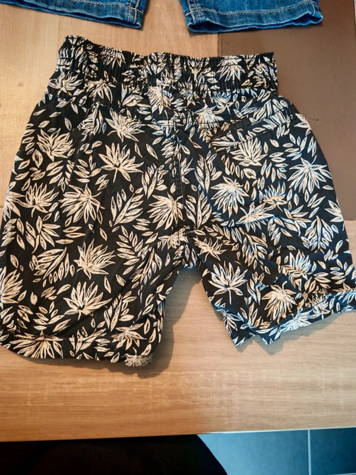 Lot shorts 4 ans - photo numéro 3