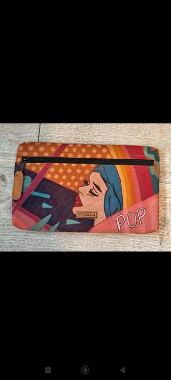 Pochette cabaïa frontale  customisée