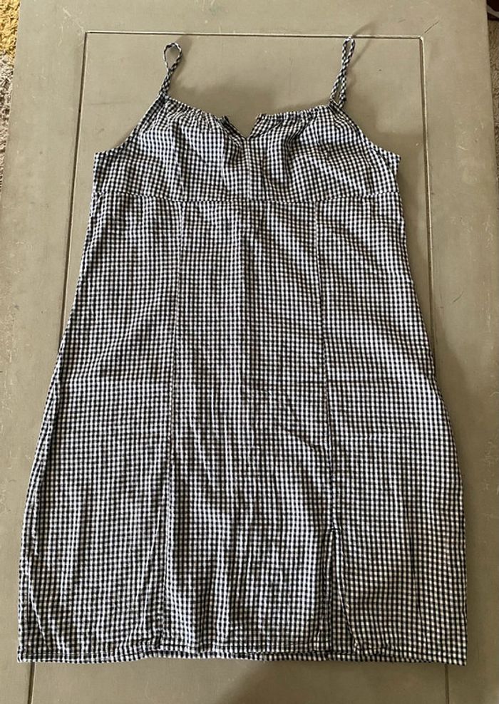 Robe vichy blanche et noire Pimkie taille 38 / 40 - photo numéro 9