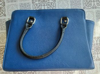 Très beau sac imitation "cuir" bleu 💸Prix négociable si lot 💸