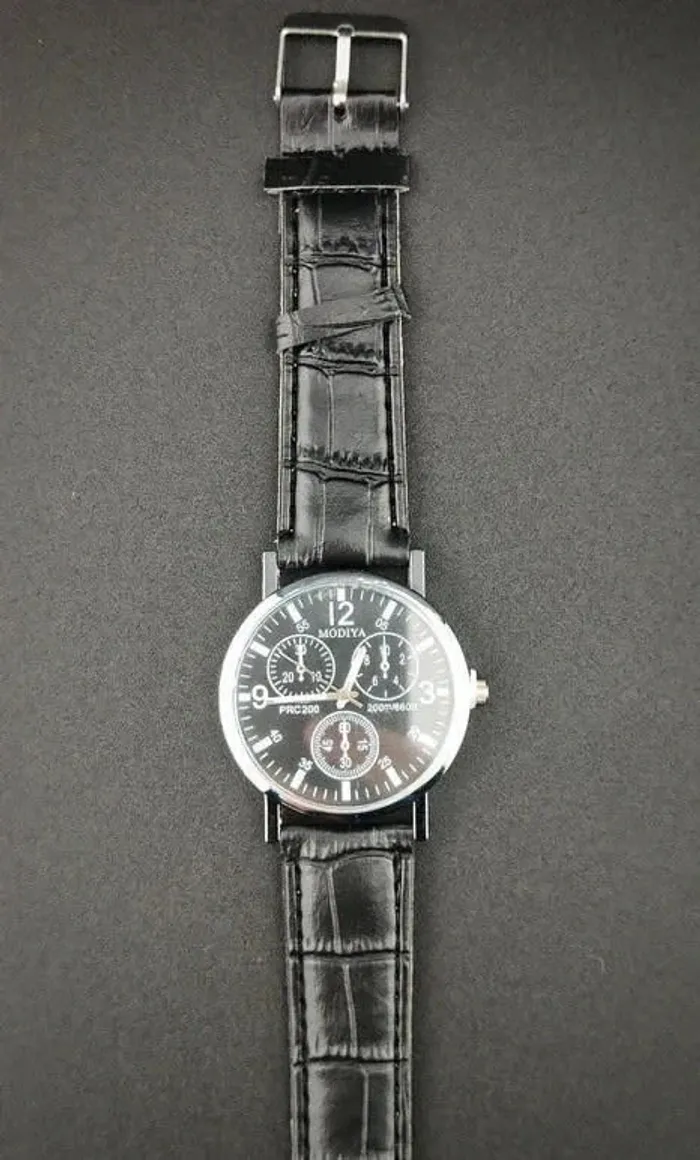 Montre noire légère style sport vintage - photo numéro 3