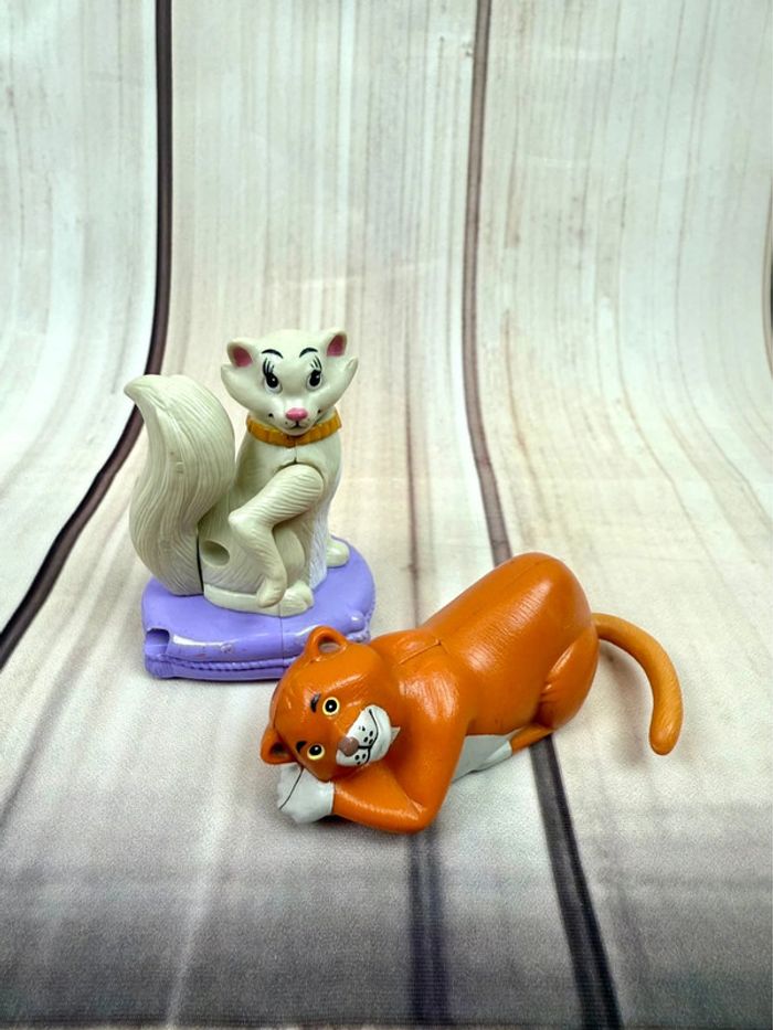 Lot de 2 figurines Disney vintage les aristochats - Duchesse et O’malley - photo numéro 2