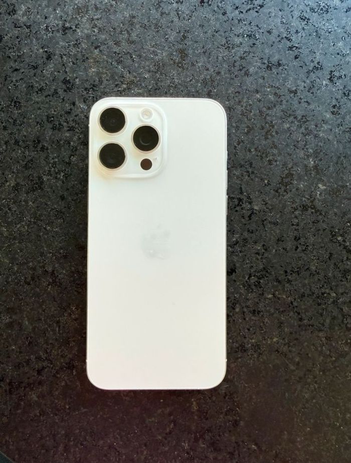 Iphone 16 pro max - photo numéro 2