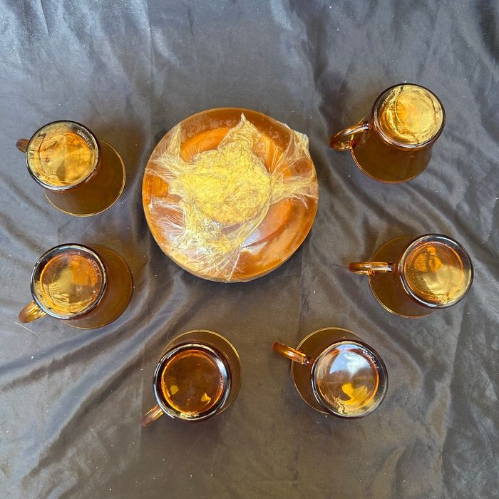 Service 6 tasses et soucoupes Duralex ambre vermeil - photo numéro 8