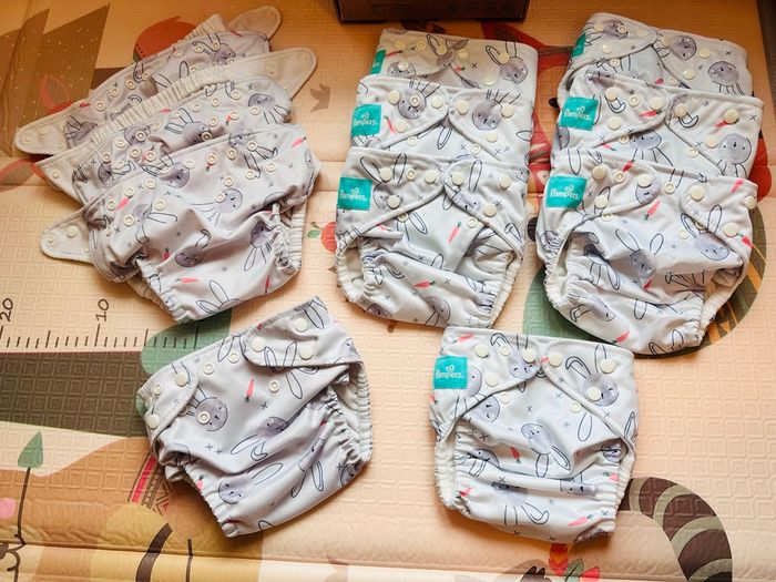 11 couches lavables Pampers dont 7 neuves - photo numéro 2