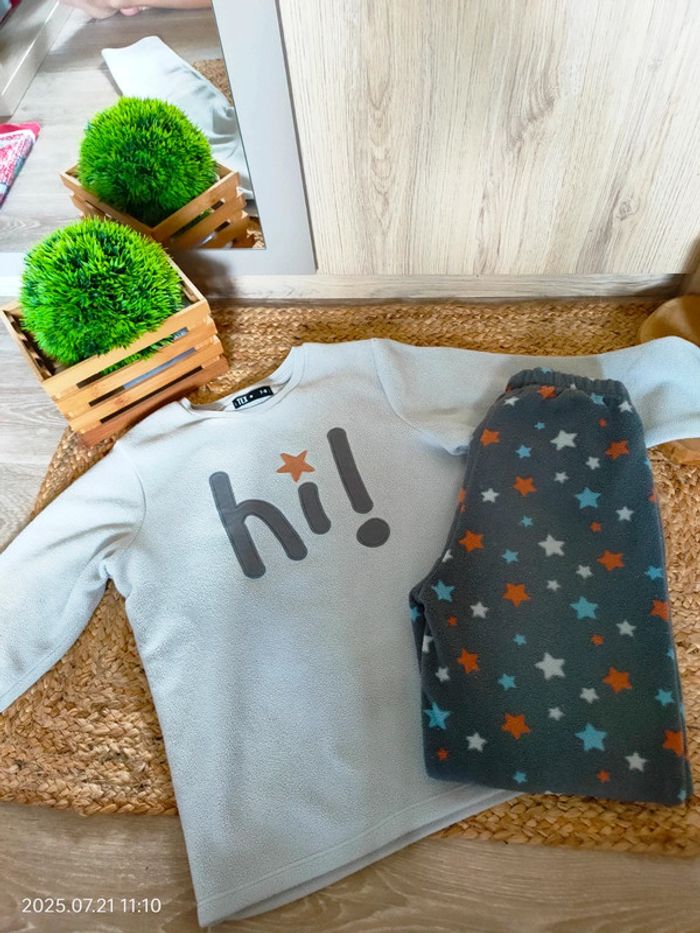 Pyjama 7-8 ans polaire