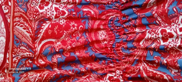 Tunique poncho manches papillon volantées motif floral rouge femme Taille 2 Toumaï - photo numéro 14