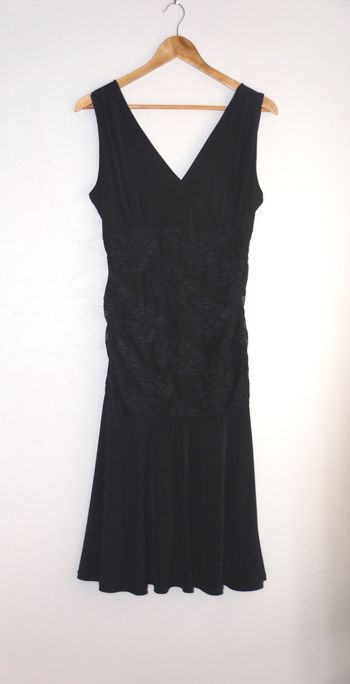 ROBE MATERNITE A DENTELLE