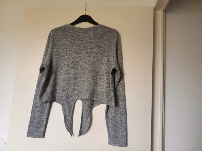 Pull fille Disney Mickey taille M enfant très bon état - photo numéro 6