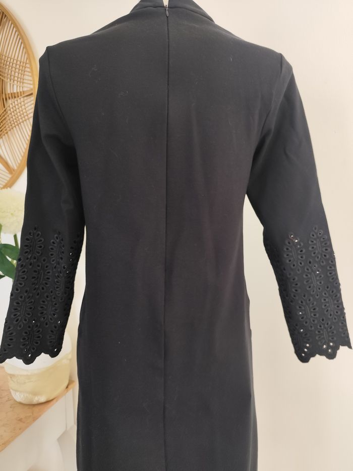 Petite robe noire - photo numéro 6