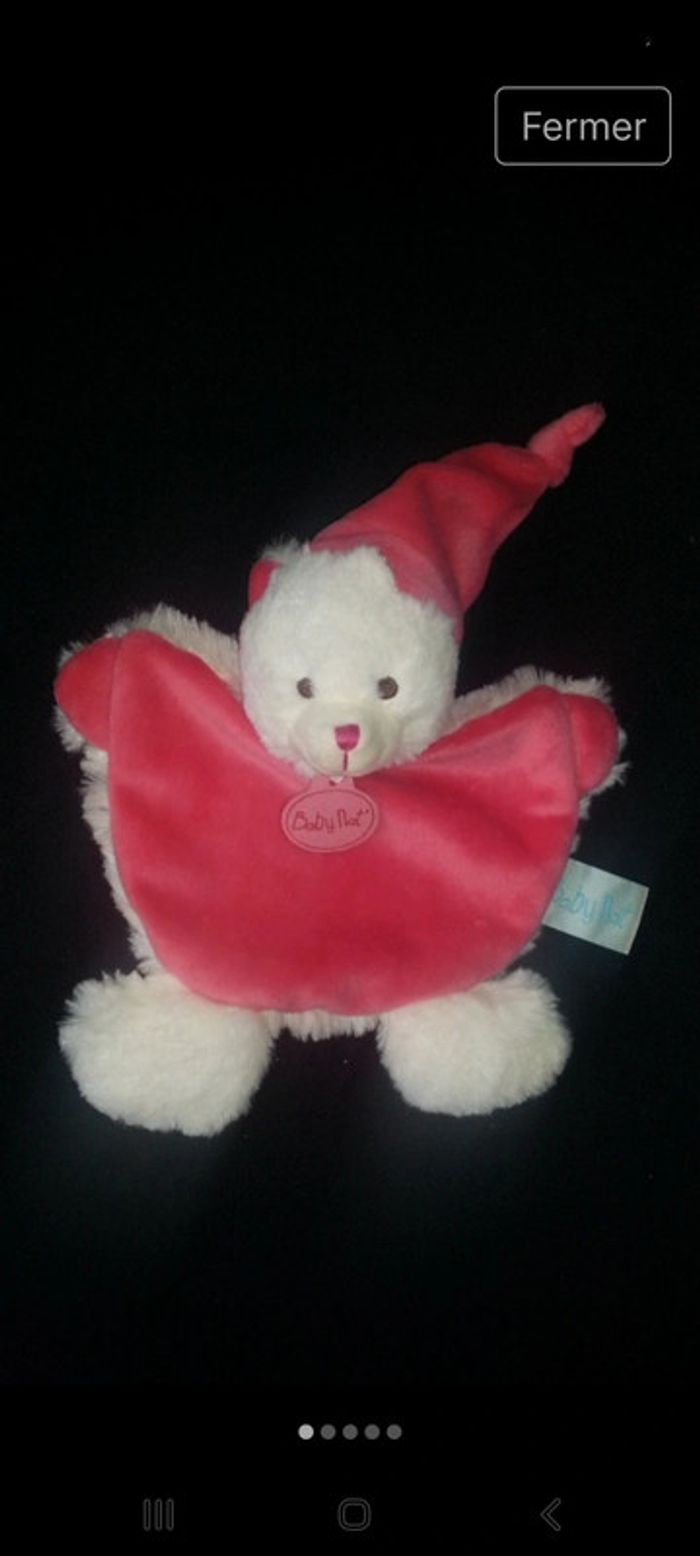 Doudou plat ours fuschia et
blanc *Câlins* BN070
