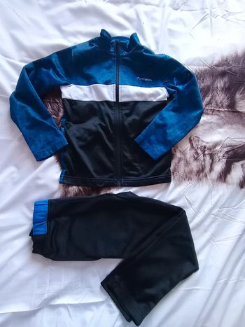 Survêtement energetics taille 8 ans