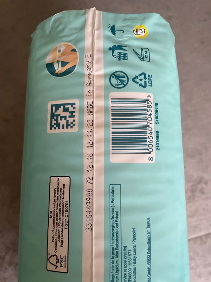 Couches Pampers Premium Protection - photo numéro 3