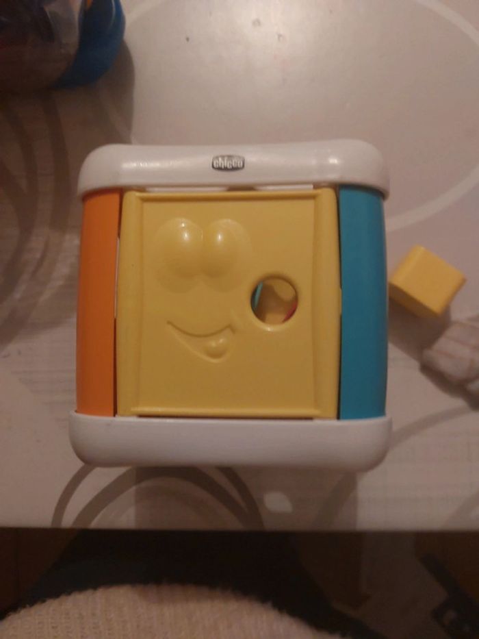 Cube à formes à insérer Chicco - photo numéro 2