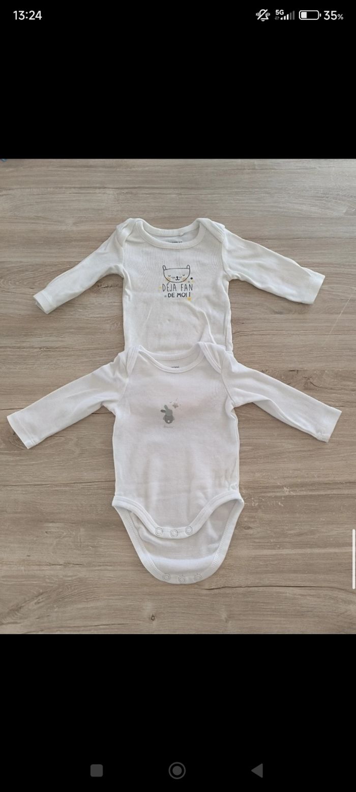 Bodies taille 1 mois