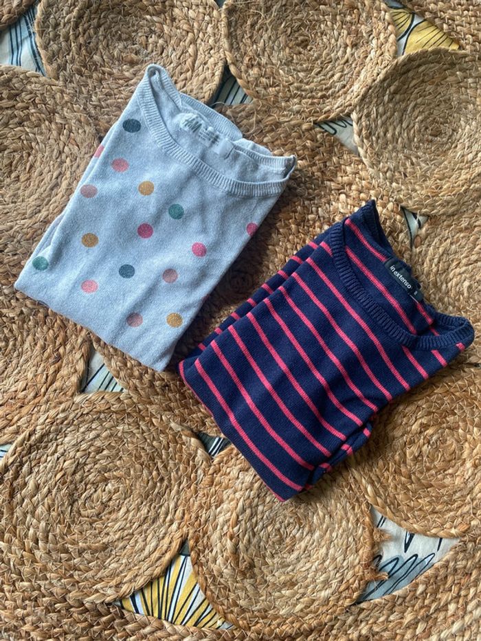 Lot 2 pulls fins 🍓 8 ans - H&M et In extenso - photo numéro 1