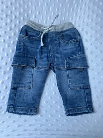 Jeans bébé