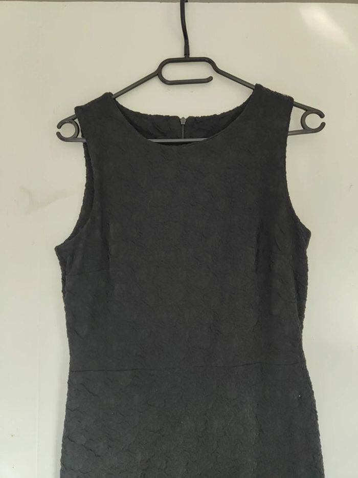 Robe moulante - photo numéro 2