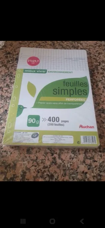 Paquet de 200 feuilles simple perforé