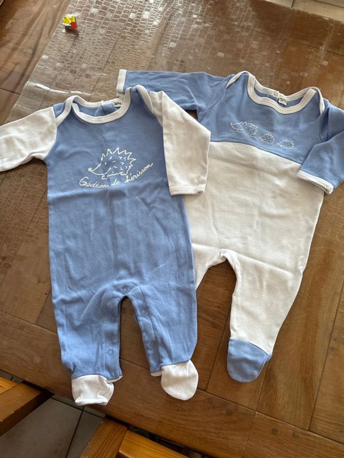 2 pyjama  léger
