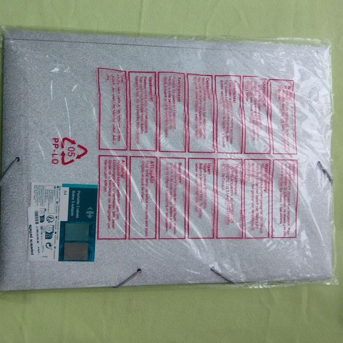 Pochettes avec élastique 3 rabats A4 Neuf - photo numéro 5