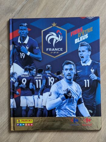 Album Panini Carrefour 2016 "Fiers d'être Bleus"
