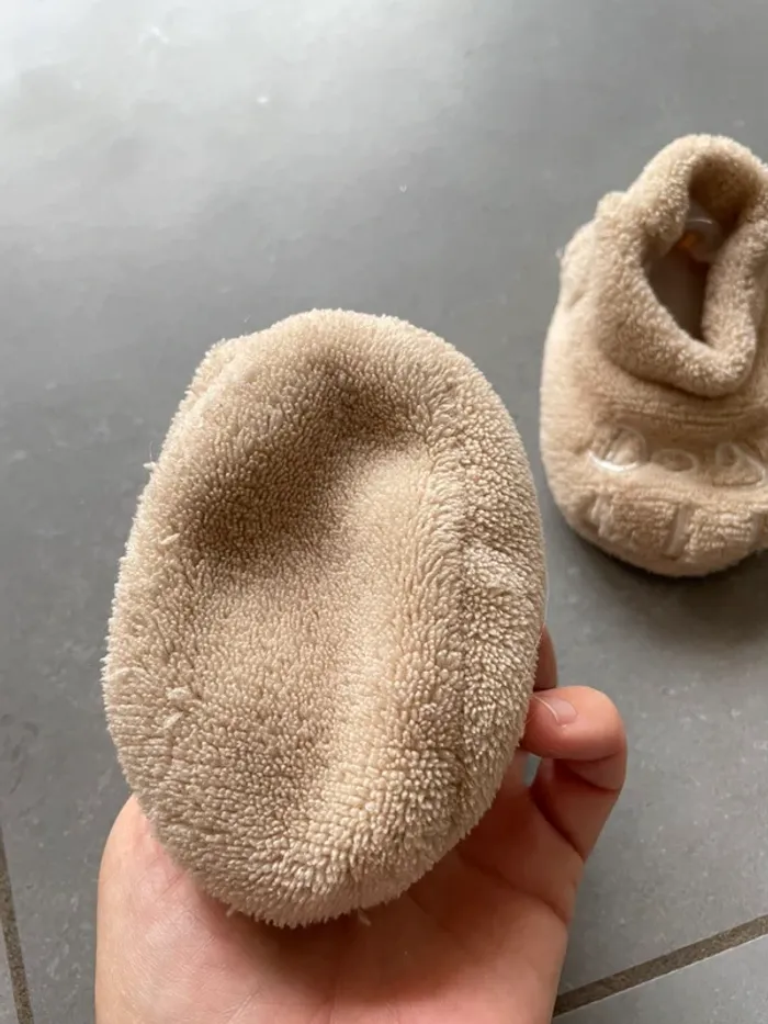 Chaussons bébé garçon pattes d’ours hiver - photo numéro 2