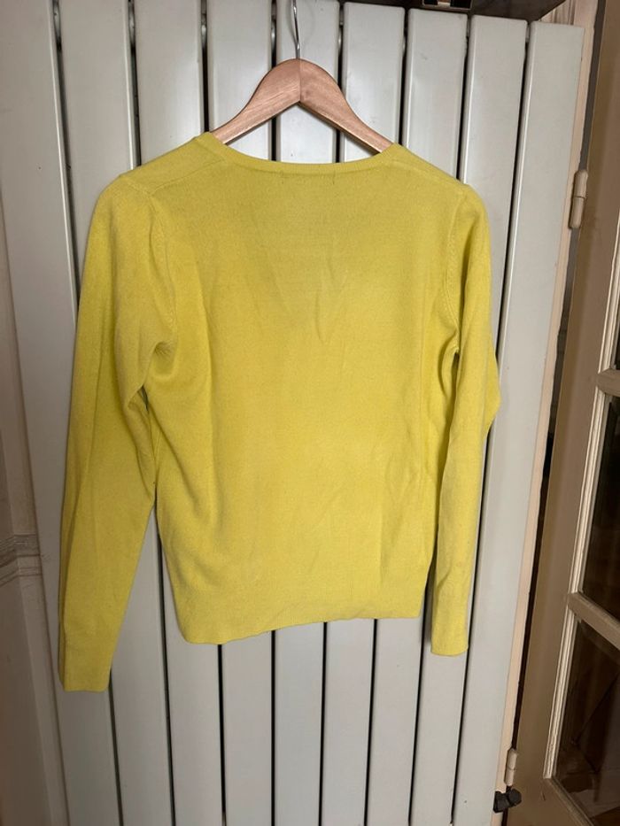 Pull col V jaune essentials S-M - photo numéro 3