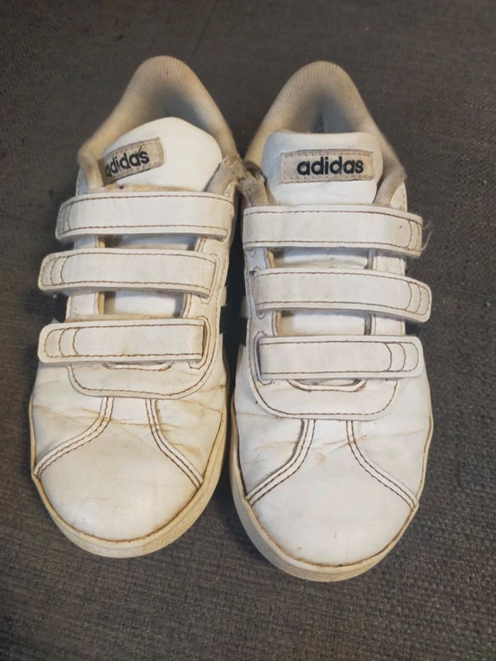 Baskets basses blanche a velcros T 32 adidas - photo numéro 13