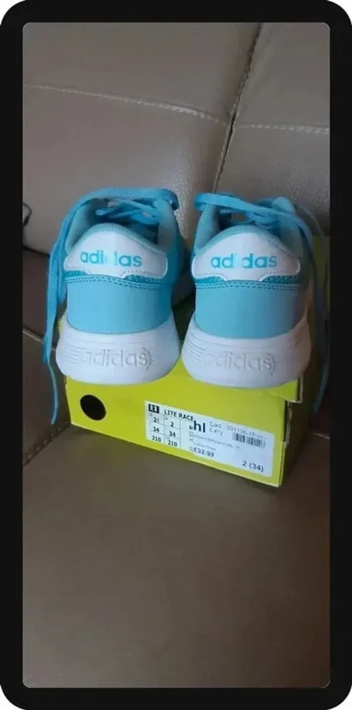 Chaussures / baskets adidas lite racer k bleu ciel pointure 34 état neuves - photo numéro 7