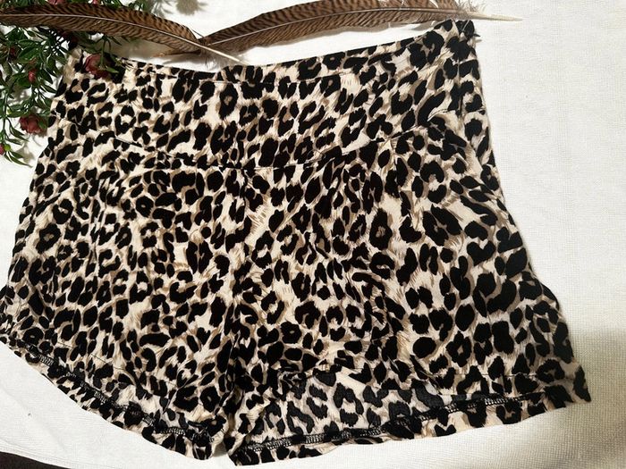 🐆 Short imprimé panthère – Jennyfer – Taille 36