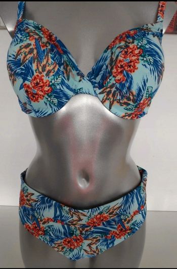 Maillot de bain fleuri Taille haute 40/100C