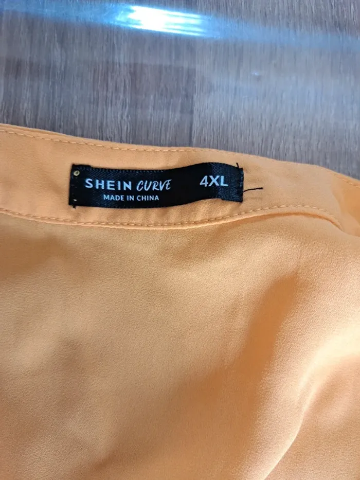 T-shirt jaune taille 4XL Shein Curve - photo numéro 2