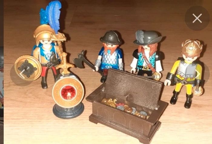 Chevaliers + trésor du roi Playmobil