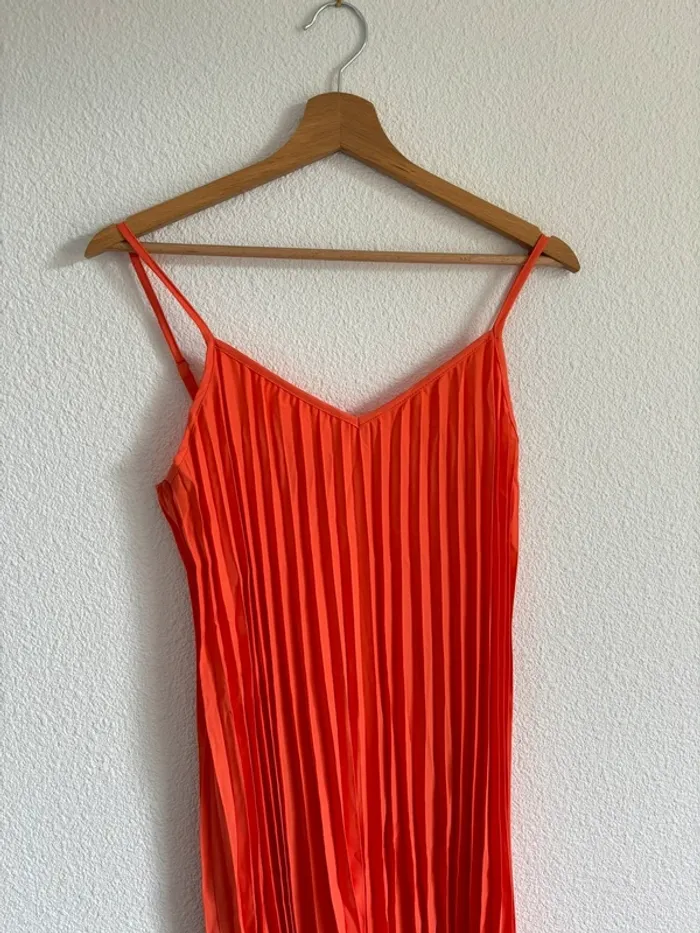 Robe plissée orange taille S