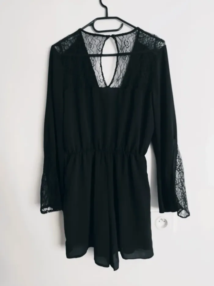 Combi short avec dentelle. - photo numéro 2