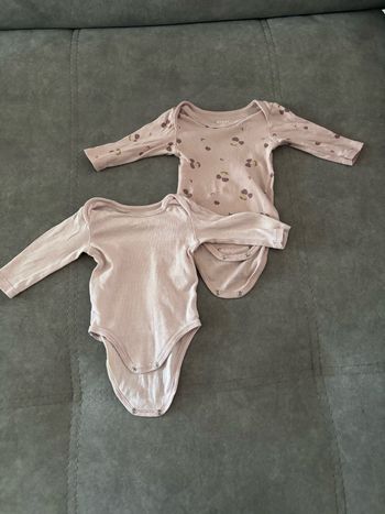 Lot bodies bébé  Kiabi