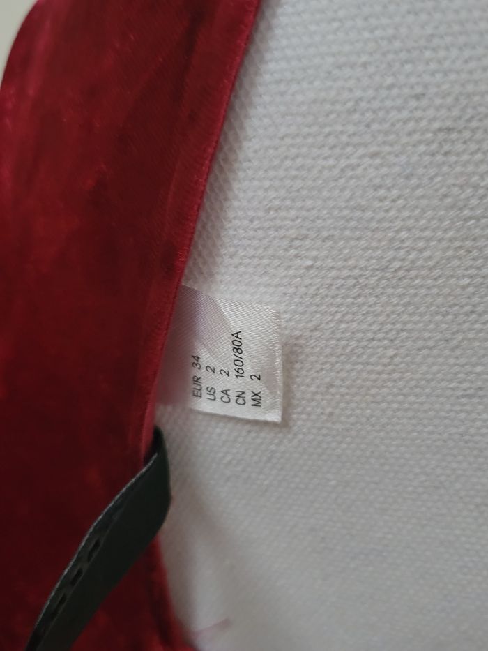 Robe bordeaux velours - photo numéro 5