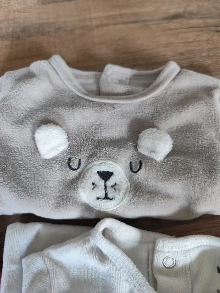 Lot de pyjamas Kiabi 1 mois mixte fille - photo numéro 5