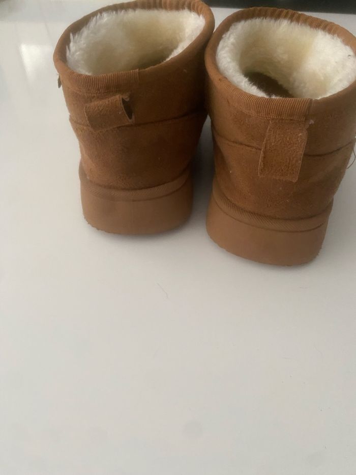 Bottes fourrées ( bien lire l’annonce ) - photo numéro 7