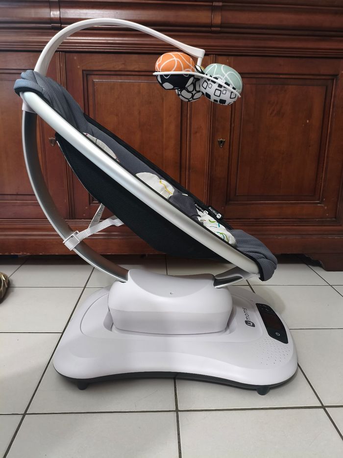 Balancelle bébé 4moms MamaRoo – 5 mouvements & musiques - photo numéro 3