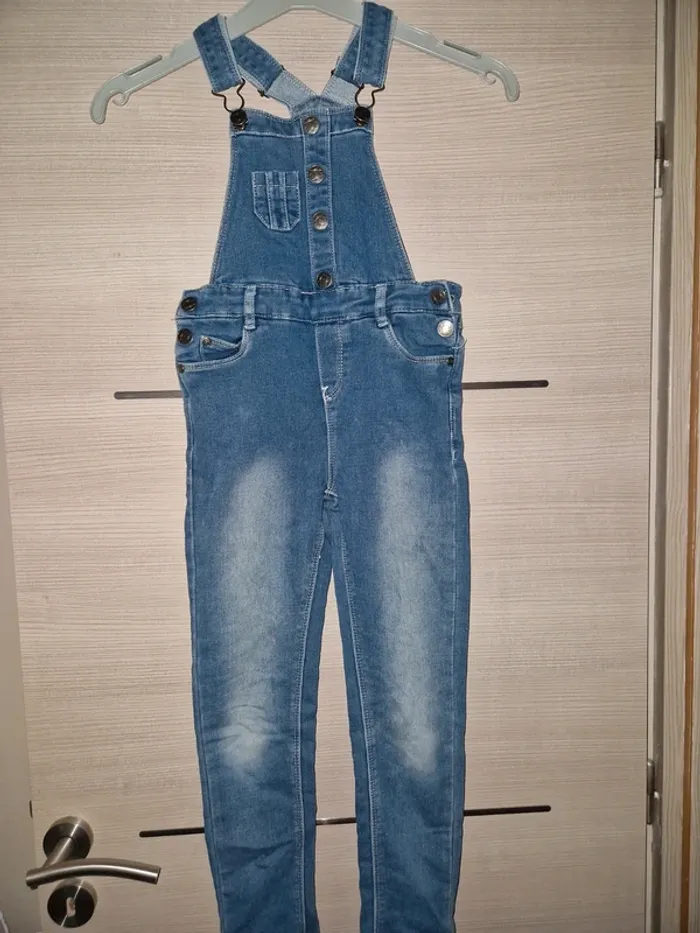 Salopette taille 7 ans - photo numéro 2