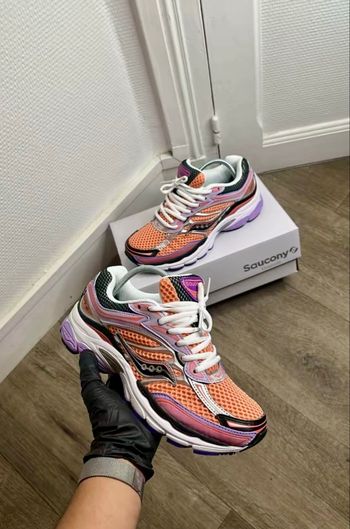 Saucony omni 9 saumon 