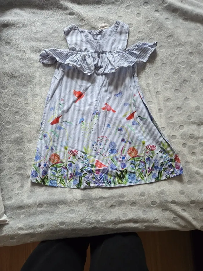 Robe h&m taille 6 ans - photo numéro 2