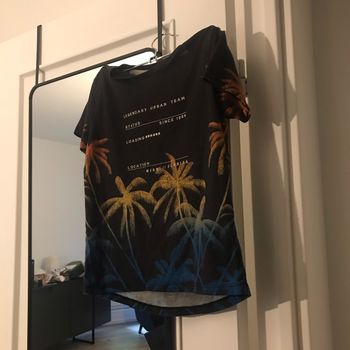Tee-shirts