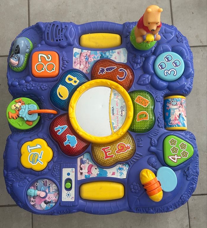 Petite table d’activité éducative Winnie l’ourson - photo numéro 2