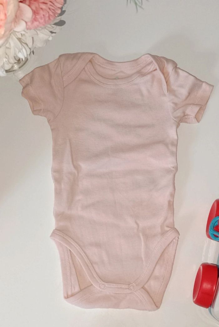 Bodies bébé 3 mois 🌸