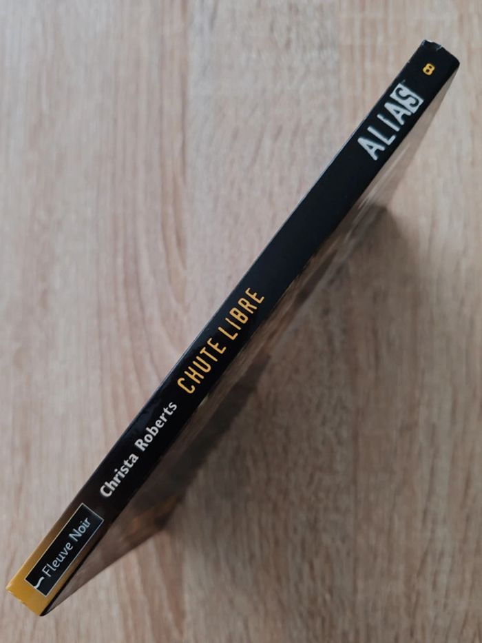 Christa Roberts 🌸 Alias Chute libre - photo numéro 3