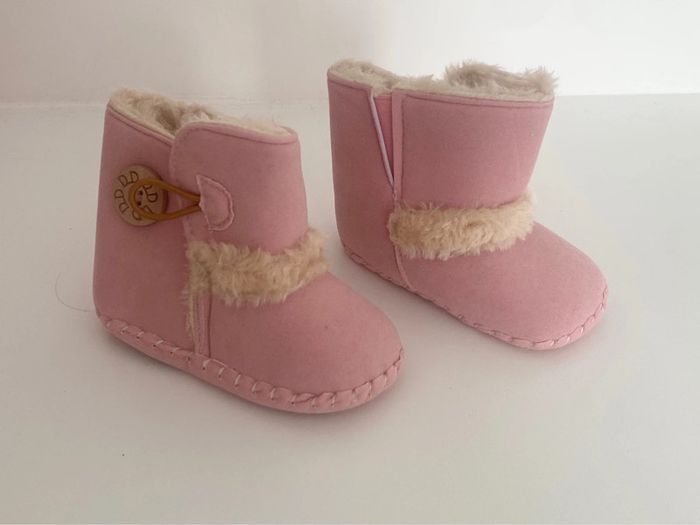 Bottes chaudes grizzli bébé 0-1 an NEUVES - photo numéro 3
